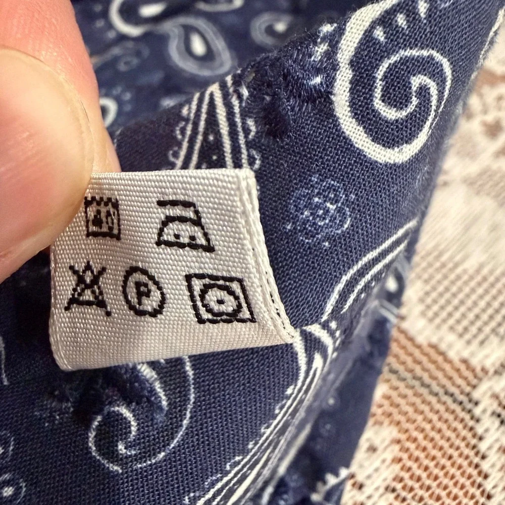 NWT Dolcepunta Necktie Mens OS Navy Blue Excellent Paisley Eyelet Cotton Italy
